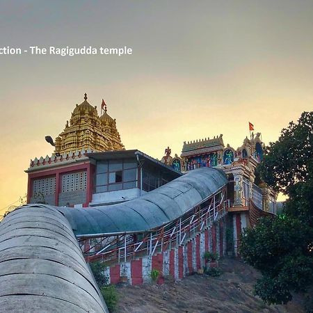 Oyo 10478 Raj Residency Hotel Bangalore Luaran gambar